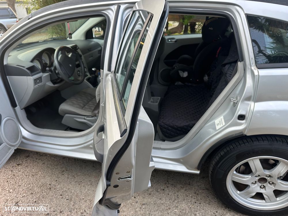 Dodge Caliber 2.0 CRD SXT - 10