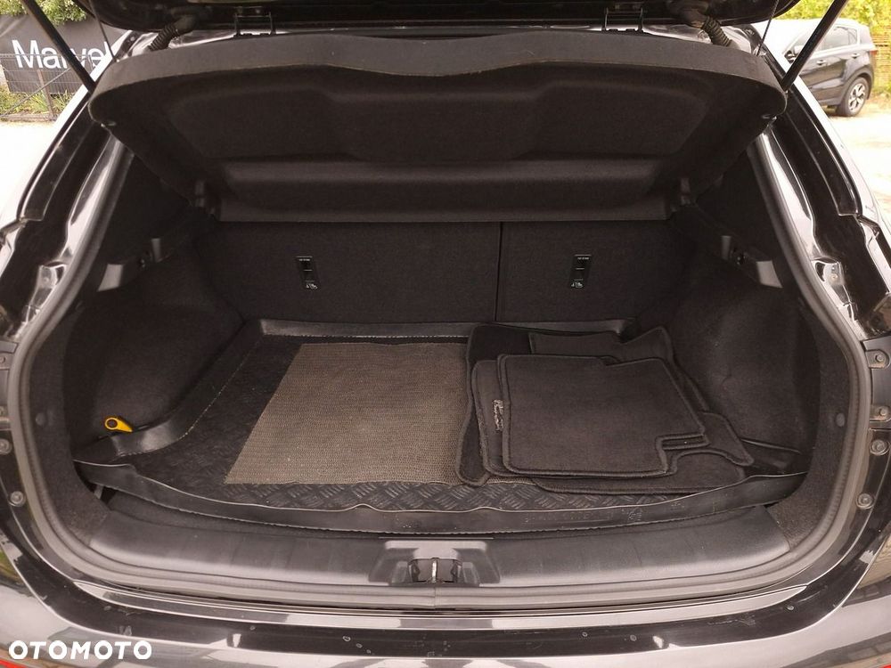 Nissan Qashqai 1.6 DIG-T N-Connecta - 26