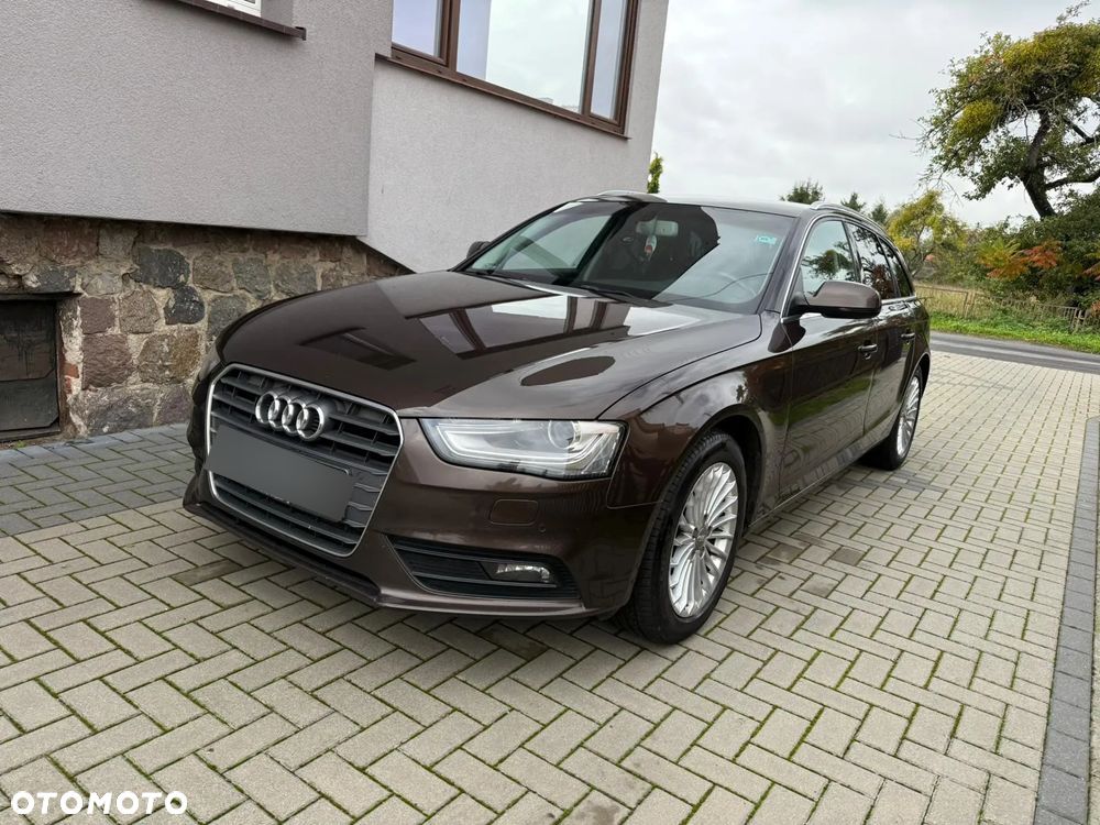 Audi A4 - 1
