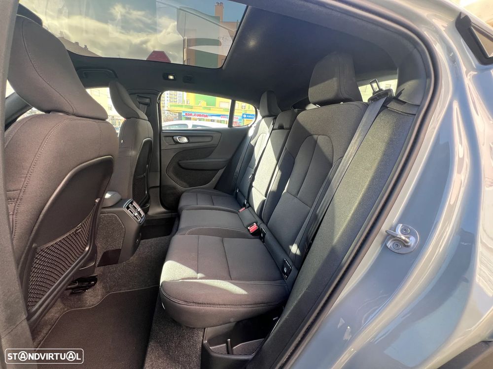 Volvo C40 Recharge Core - 13