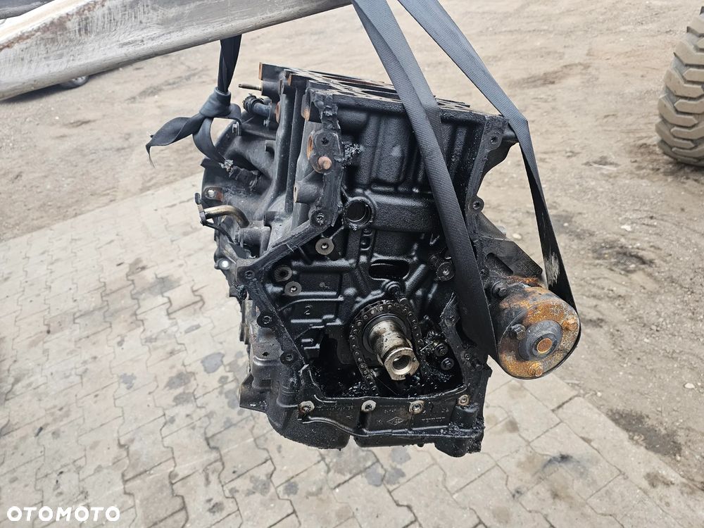 BLOK SŁUPEK DÓŁ SILNIKA TRAFIC III 2.0DCI M9RV710 - 4