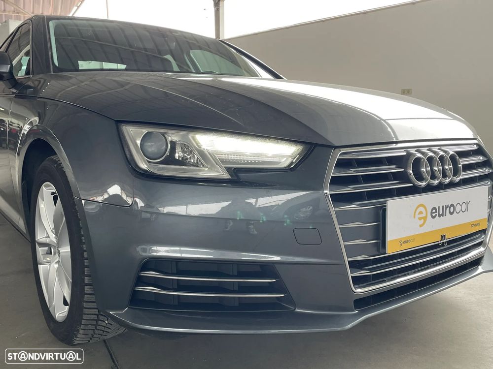 Audi A4 2.0 TDI ultra S tronic sport - 7