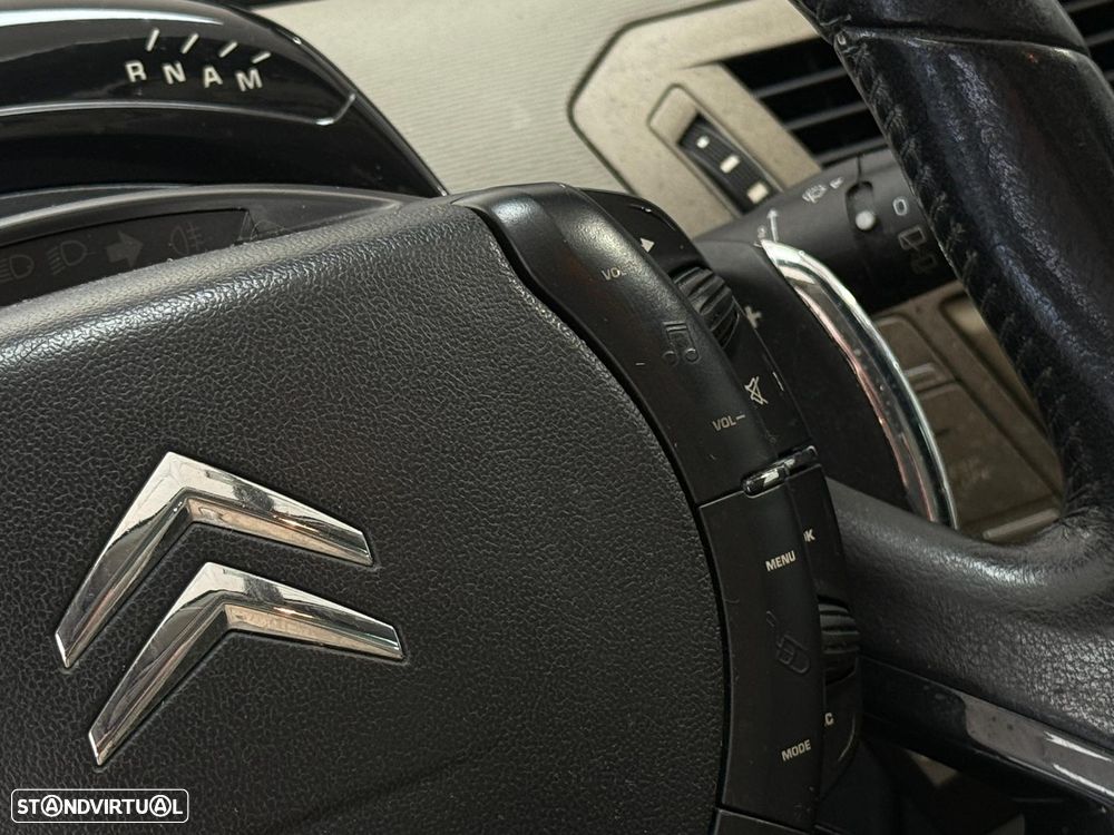 Citroën C4 Grand Picasso 1.6 HDi Exclusive CMP6 - 19