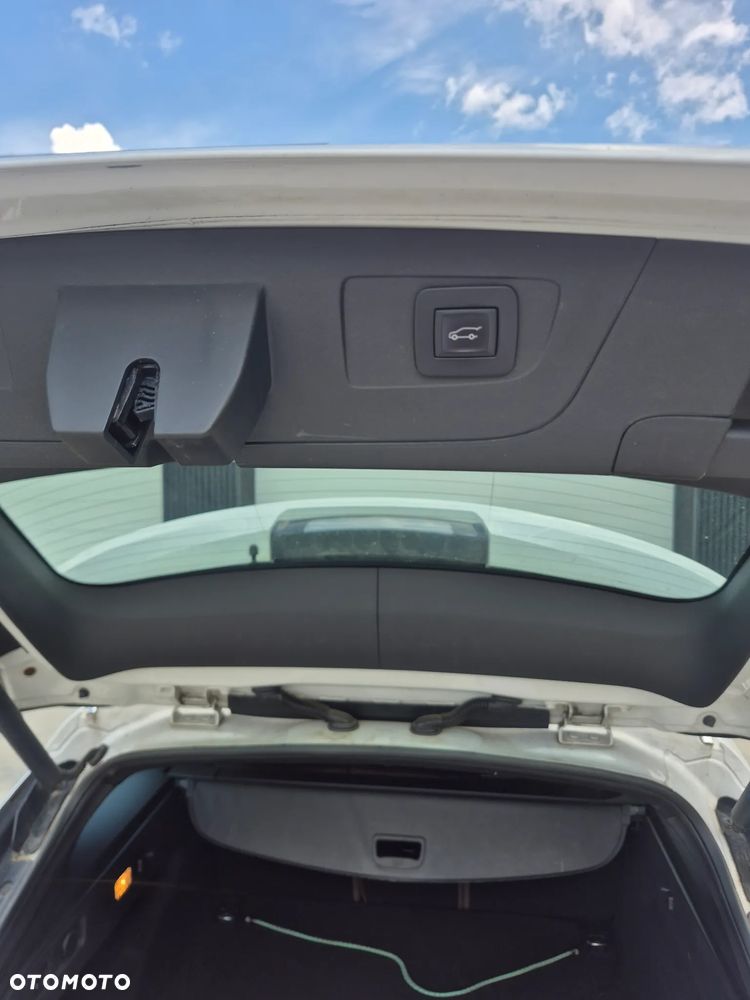 Opel Insignia 2.0 T 4x4 Exclusive S&S - 10