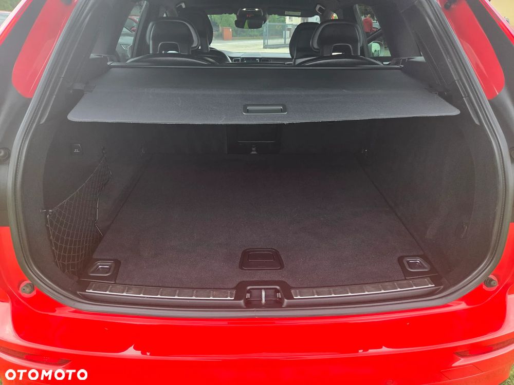 Volvo XC 60 D4 AWD R-Design - 16