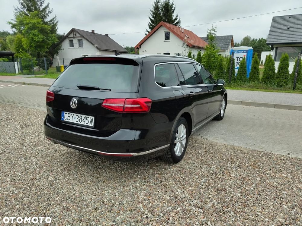 Volkswagen Passat Variant 2.0 TDI SCR DSG Highline - 2