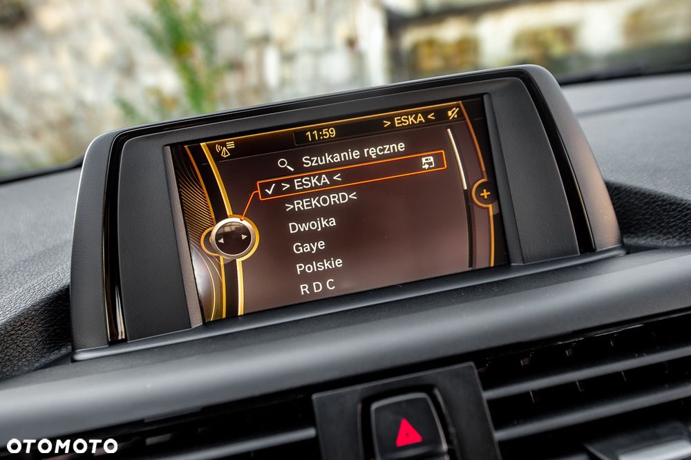 BMW Seria 1 118i Sport Line - 29