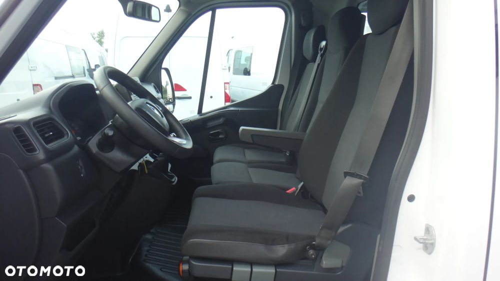 Renault Master - 11