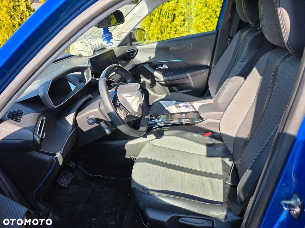 Peugeot 2008 136 Allure - 17