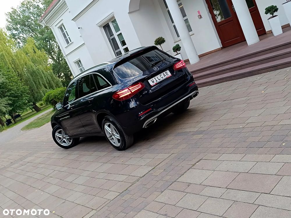 Mercedes-Benz GLC 350 e 4-Matic - 38