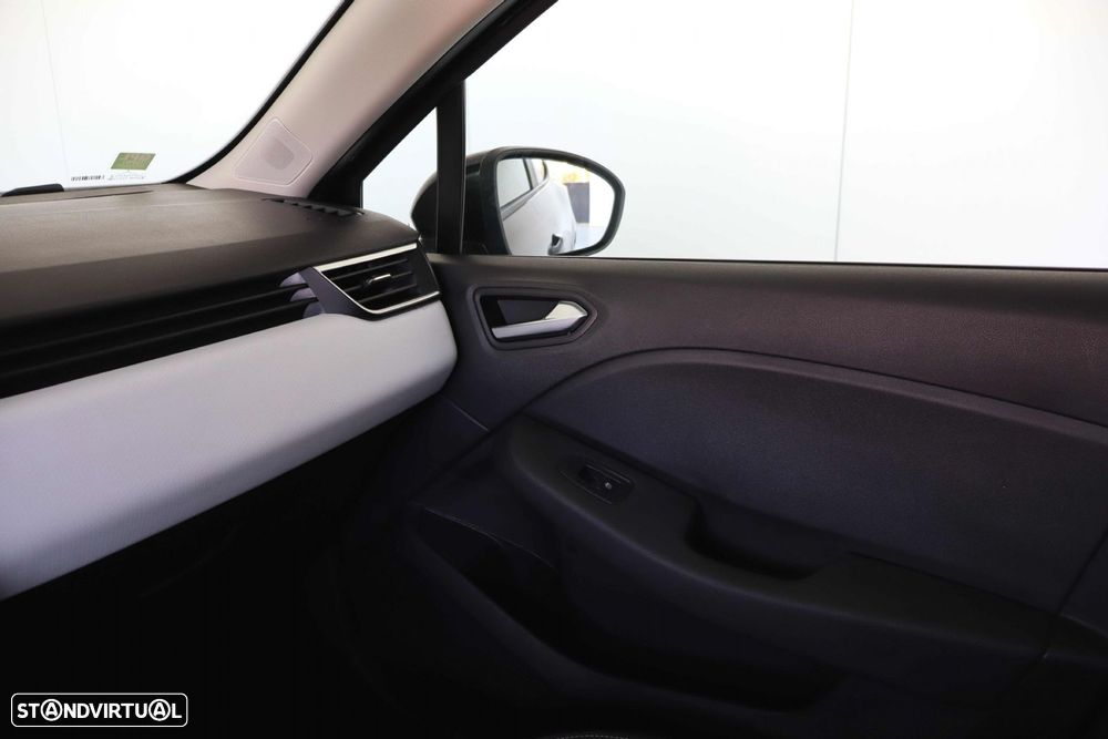 Renault Clio 1.0 TCe Evolution Bi-Fuel - 37