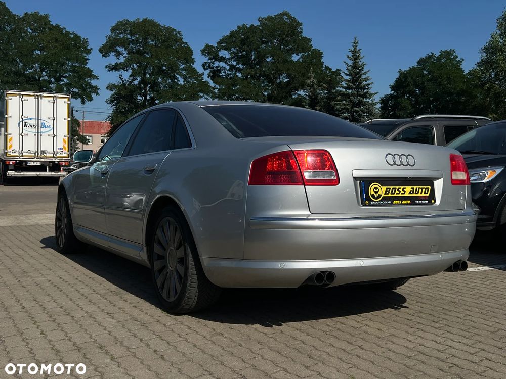 Audi A8 - 7
