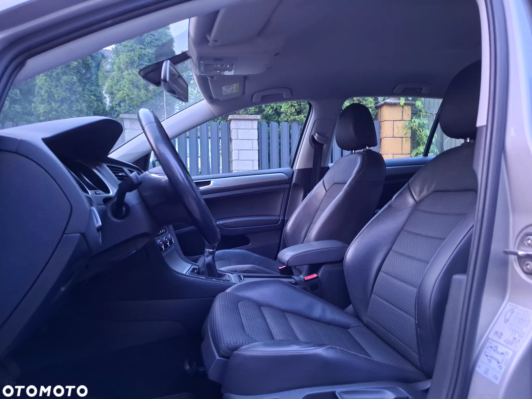 Volkswagen Golf 1.2 TSI BlueMotion Technology Comfortline - 9