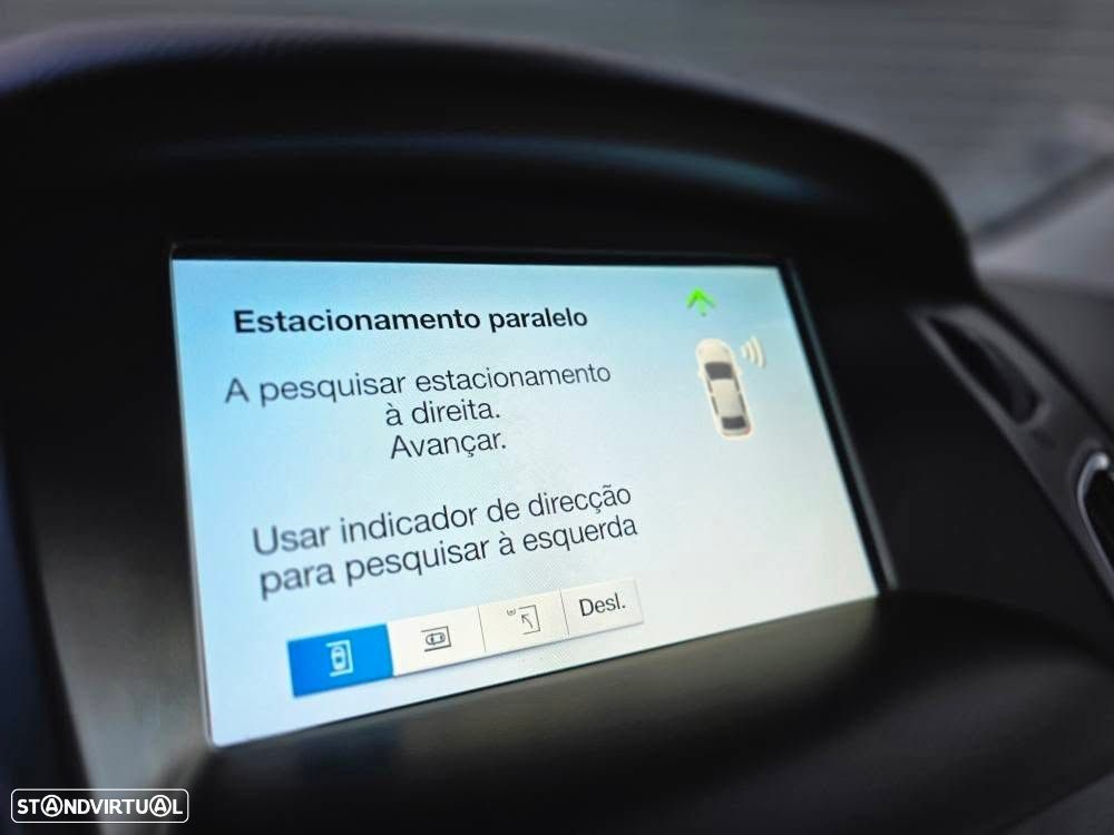 Ford Focus SW - 13