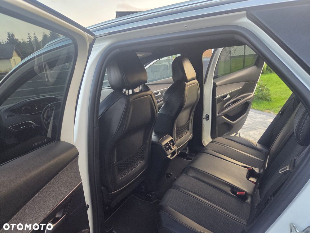 Peugeot 3008 1.2 PureTech GPF Allure S&S - 8