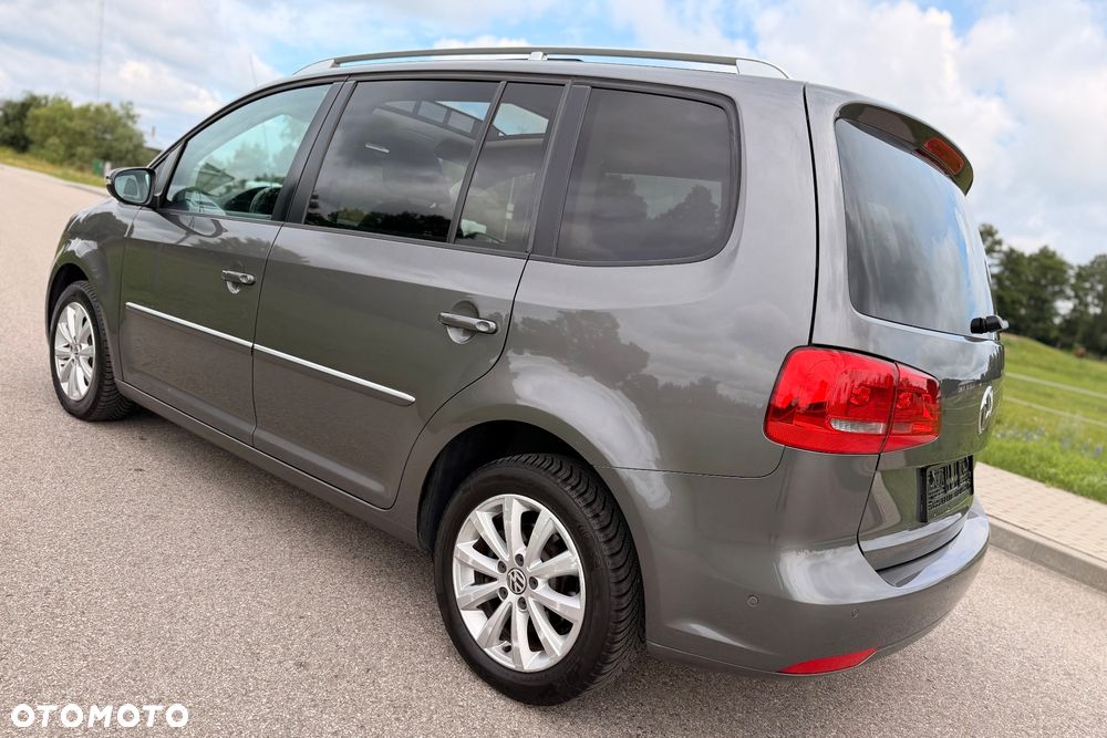 Volkswagen Touran 2.0 TDI DPF DSG Highline - 4