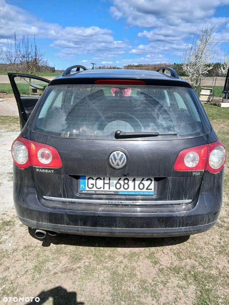 Volkswagen Passat 1.9 TDI Comfortline - 3