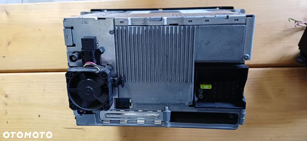 BMW E90 E91 CCC 6987692 RADIO CD DUŻA NAWIGACJA - 2