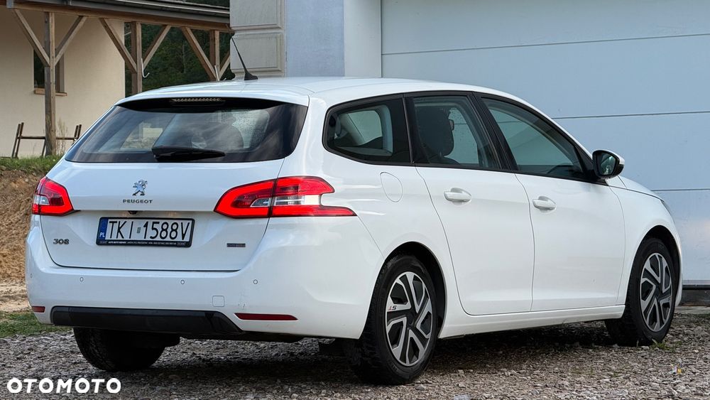 Peugeot 308 - 4