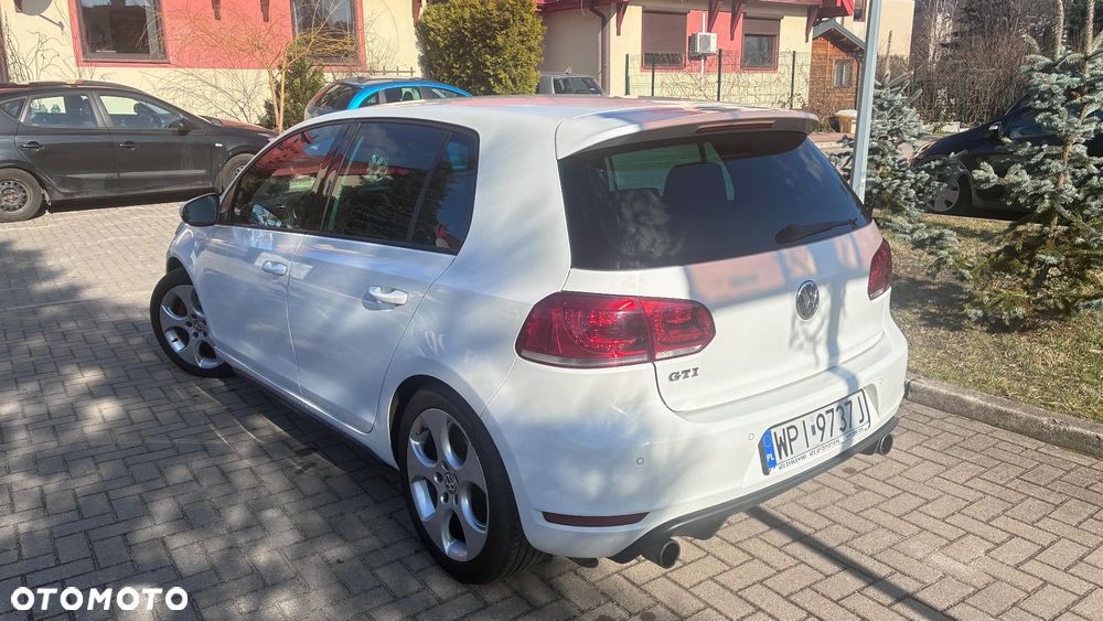 Volkswagen Golf 2.0 GTI - 6