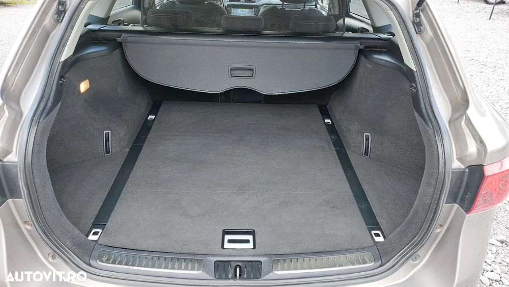 Toyota Avensis Touring Sports 2.0 D-4D Business Edition - 13