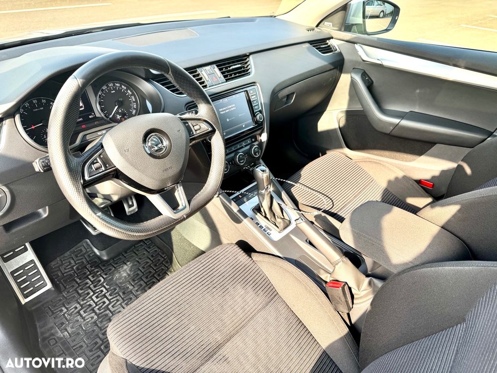 Skoda Octavia 2.0 TDI DSG Style - 10