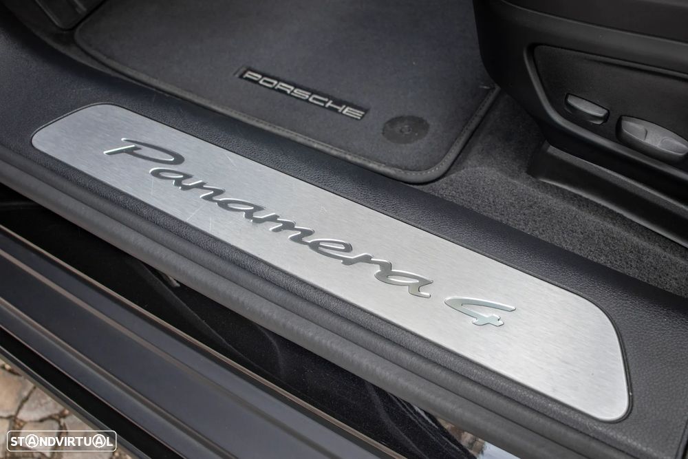 Porsche Panamera 4 E-Hybrid - 13