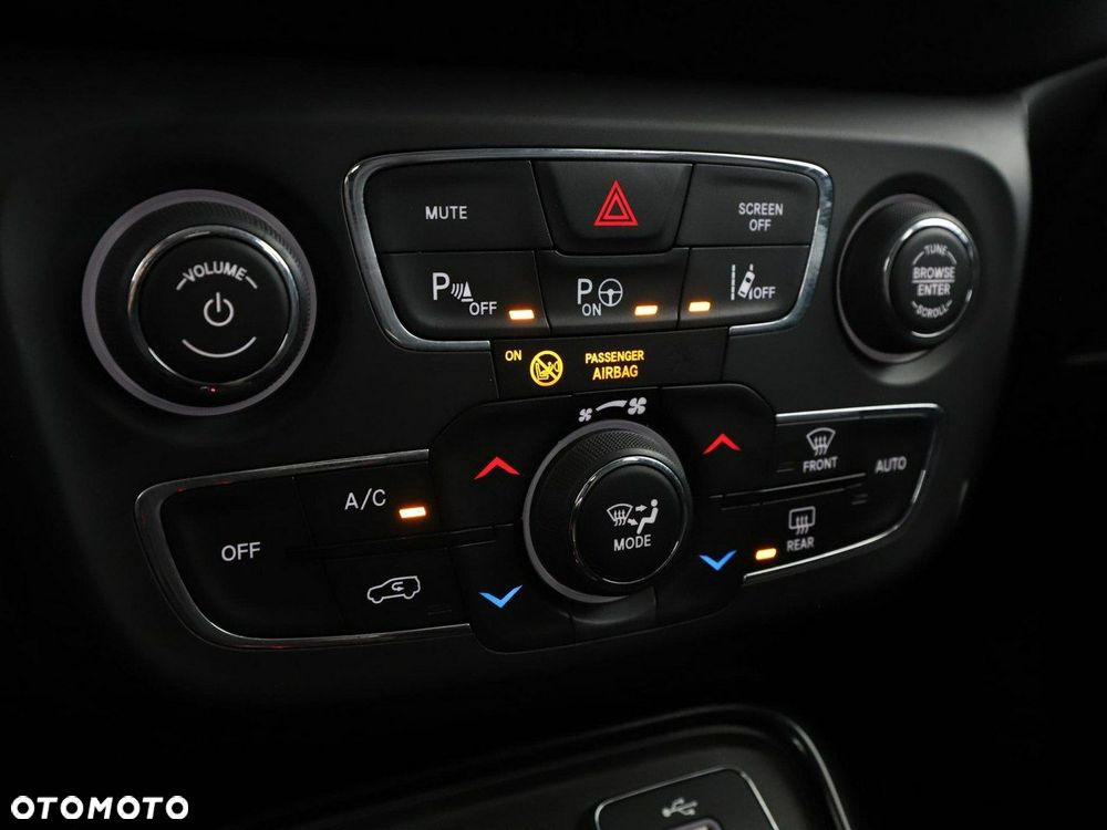 Jeep Compass 2.0 MJD Limited 4WD S&S - 30