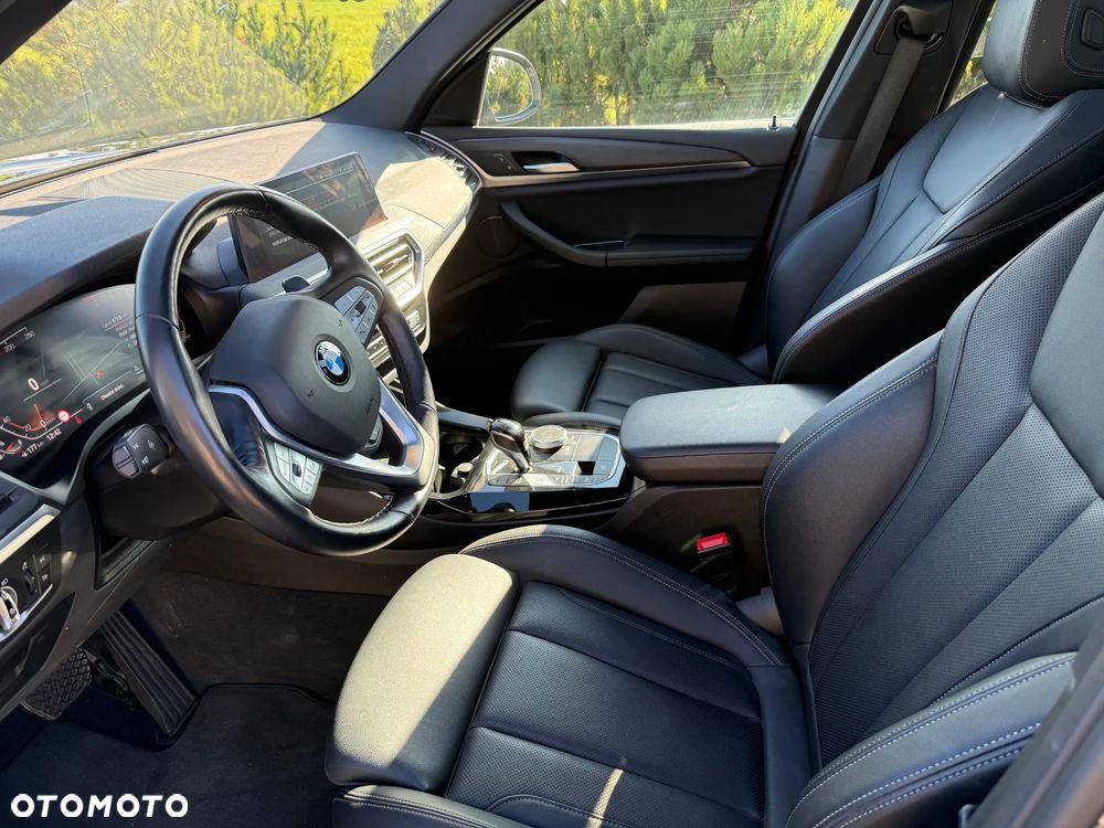BMW X3 xDrive30i mHEV - 21