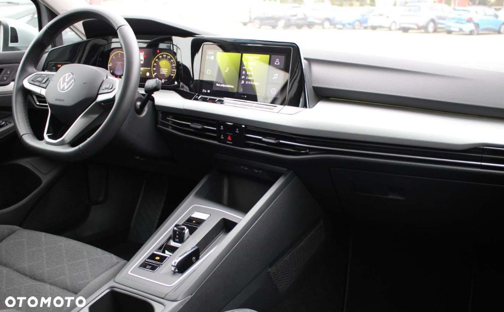 Volkswagen Golf - 18