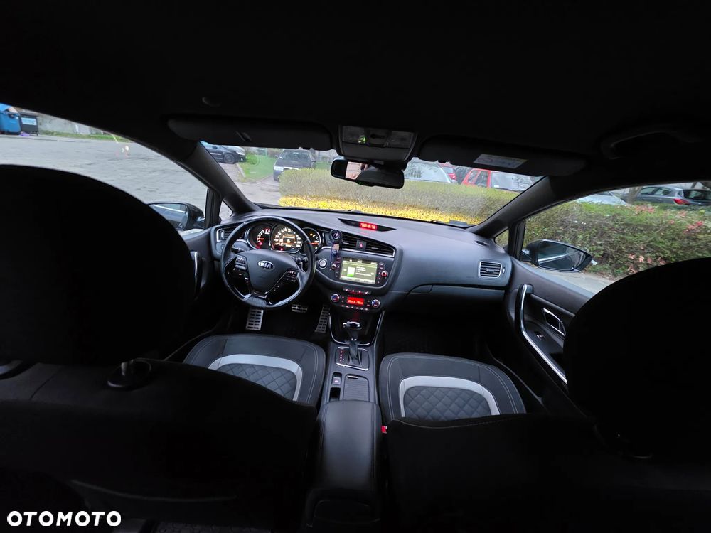 Kia Ceed 1.6 CRDi GT Line DCT - 6