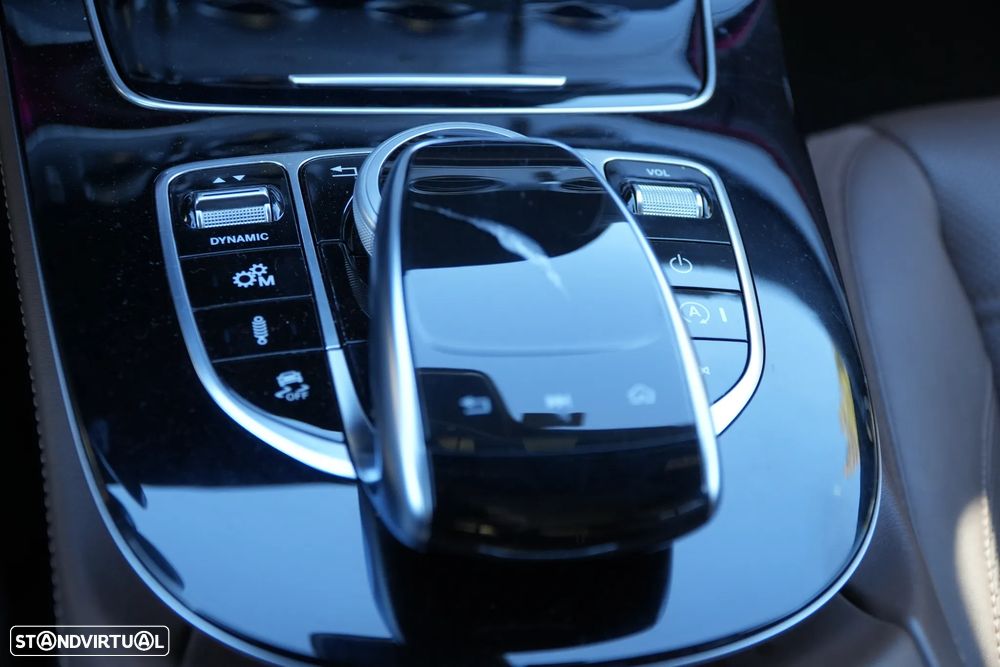 Mercedes-Benz E 53 AMG 4Matic+ - 19