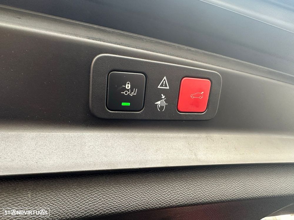 Peugeot 5008 1.2 PureTech GT Line EAT6 - 25