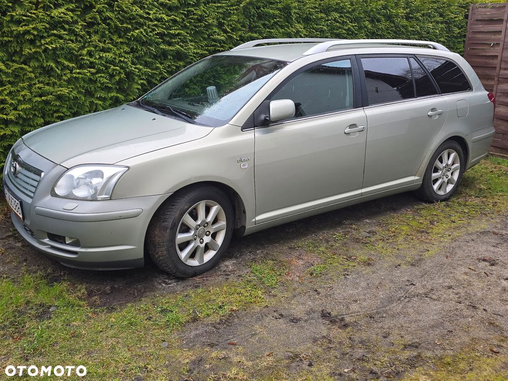 Toyota Avensis 2.2 D-4D Sol - 5