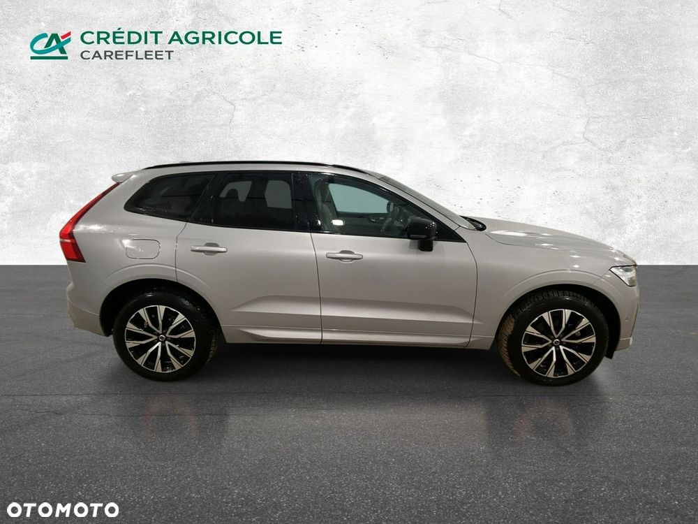 Volvo XC 60 B5 B AWD Plus Dark - 5