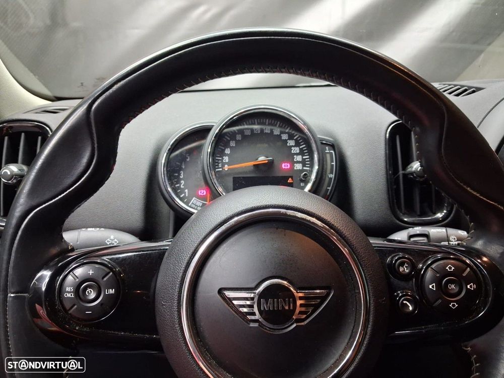 MINI Countryman One D Auto - 11