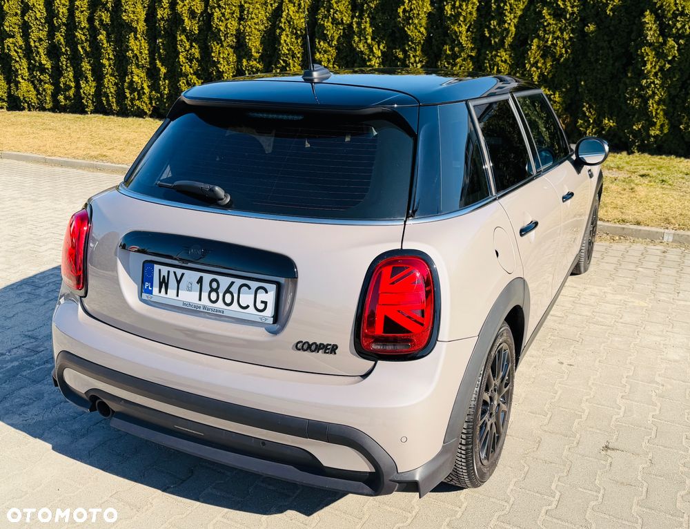 MINI Cooper Multitone Edition - 9