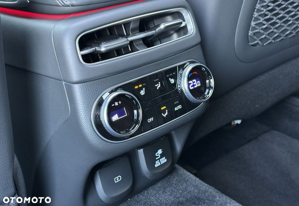 Genesis GV70 - 27