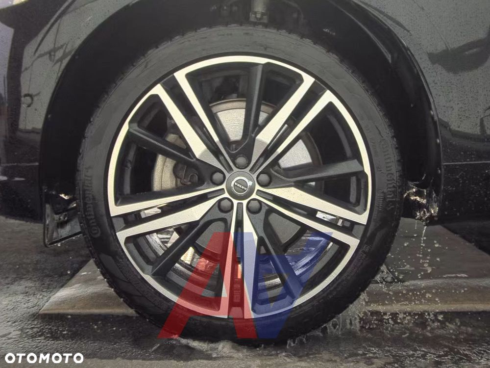 Volvo XC 60 T6 AWD Geartronic RDesign - 16