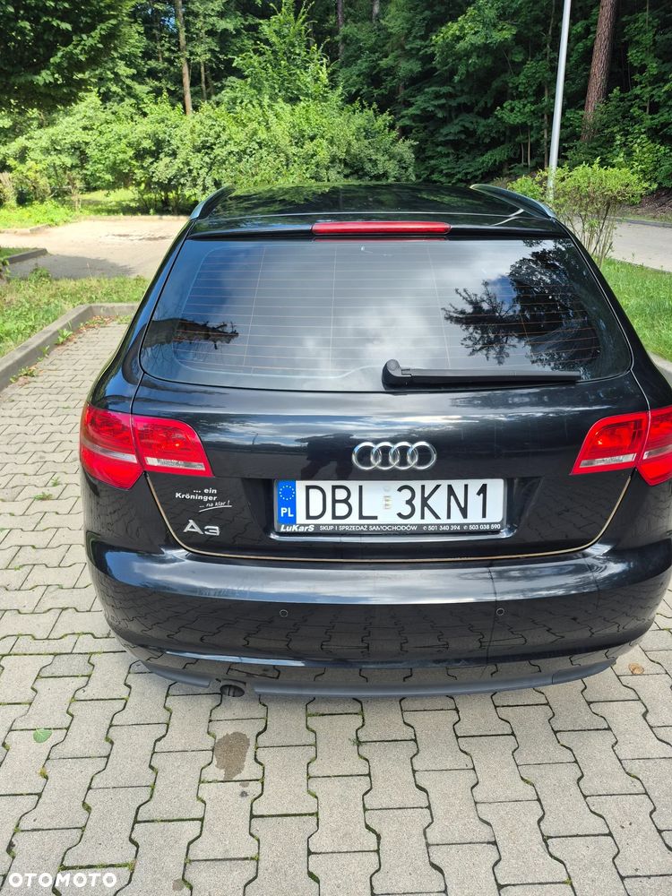 Audi A3 Sportback 1.6 Ambiente - 16