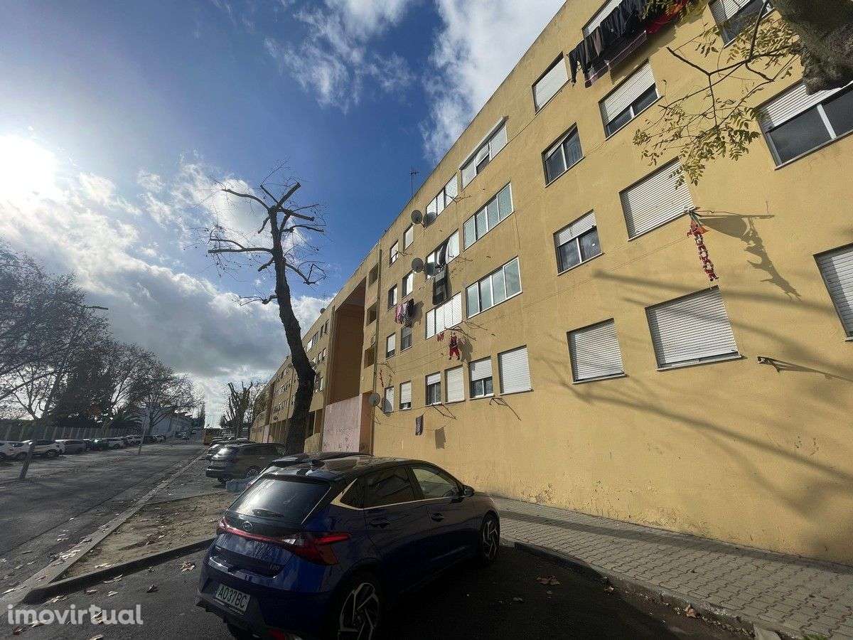 Apartamento T2 em Setúbal - Grande imagem: 2/7