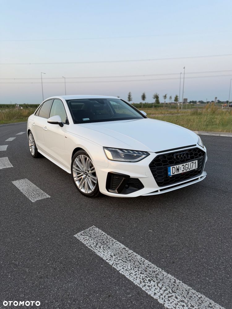 Audi A4 Limousine 35 TFSI mHEV S Line S tronic - 1