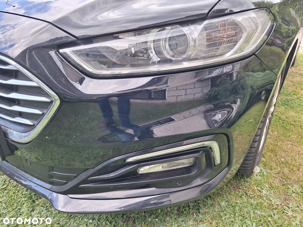 Ford Mondeo 2.0 Hybrid Titanium - 30