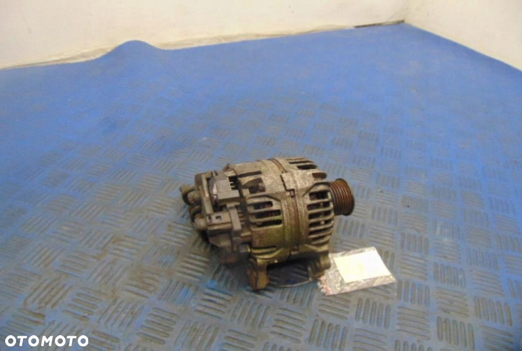 VOLKSWAGEN POLO IV 1.4MPI ALTERNATOR - 2