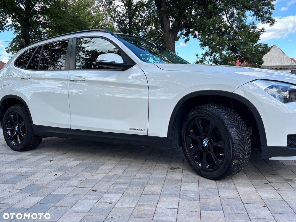 BMW X1 sDrive16d xLine - 16