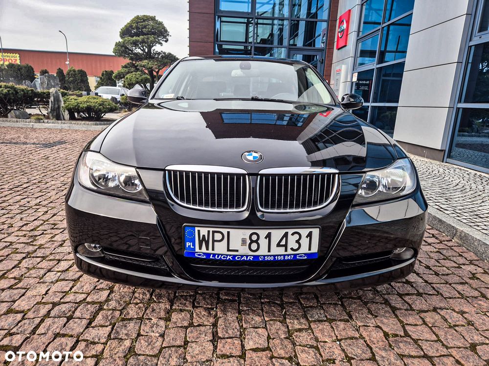 BMW Seria 3 320i - 2