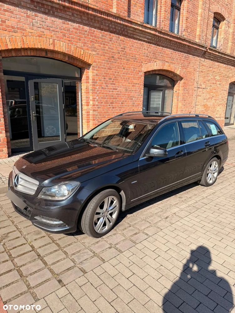 Mercedes-Benz Klasa C - 2