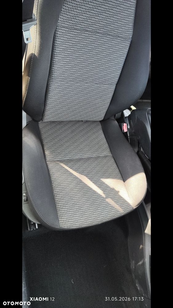 Peugeot 207 1.6 HDi - 9