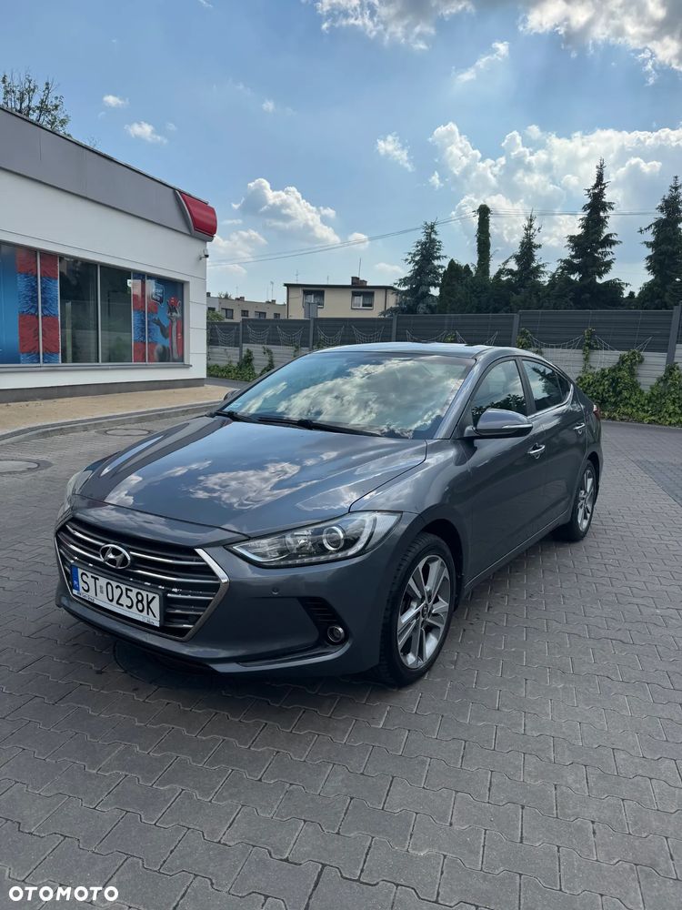 Hyundai Elantra 1.6 Style - 2