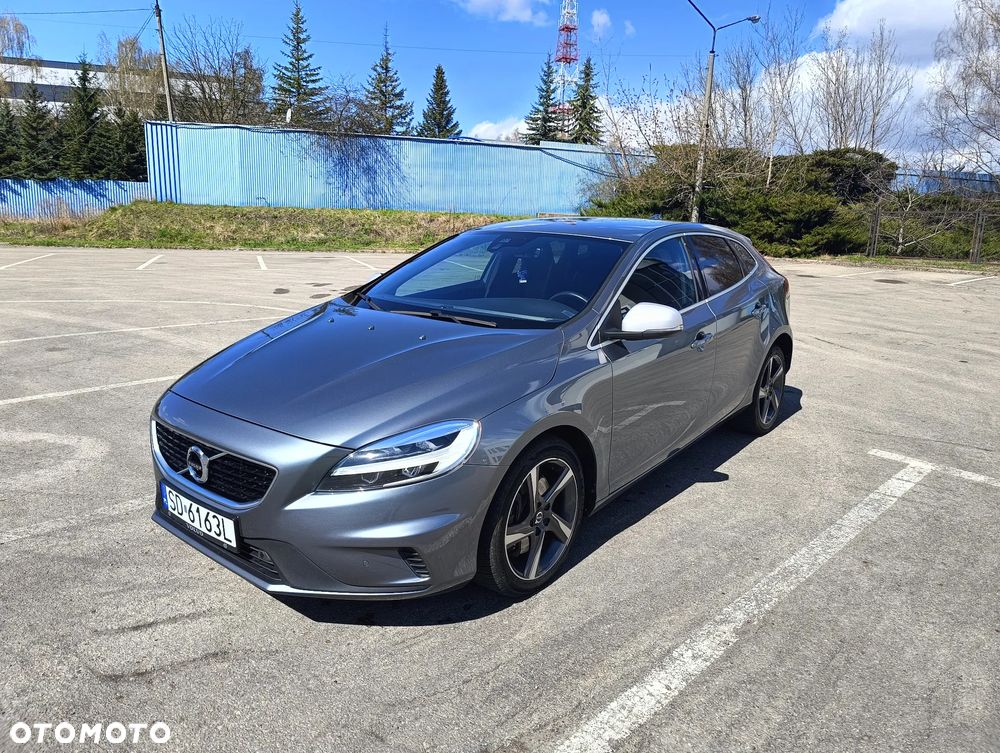Volvo V40 D2 Geartronic RDesign - 1